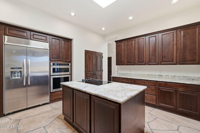 10962 E DALE Lane, Scottsdale, AZ 85262