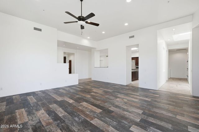 10962 E DALE Lane, Scottsdale, AZ 85262