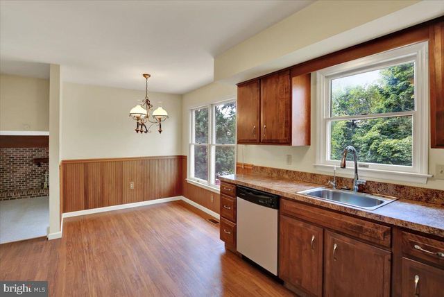 206 LINCOLN DR, Reading, PA 19606