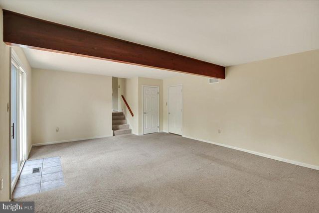 206 LINCOLN DR, Reading, PA 19606