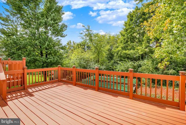 206 LINCOLN DR, Reading, PA 19606