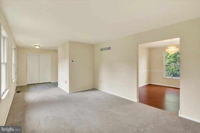 206 LINCOLN DR, Reading, PA 19606