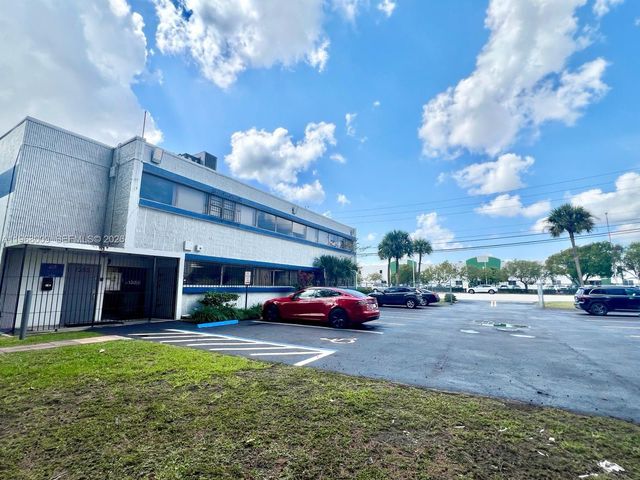 1355 NW 97 Avenue 200, Doral, FL 33172