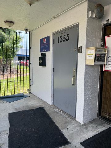 1355 NW 97 Avenue 200, Doral, FL 33172