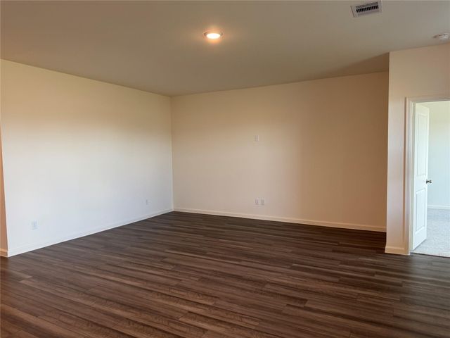 3118 Tanzanite Chase Drive, Angleton, TX 77515
