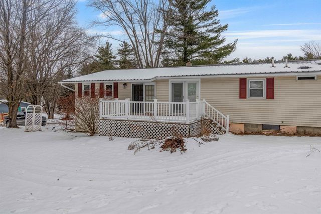 60 Cobble Hill Road, Milton, VT 05468