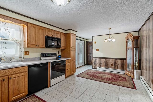 60 Cobble Hill Road, Milton, VT 05468