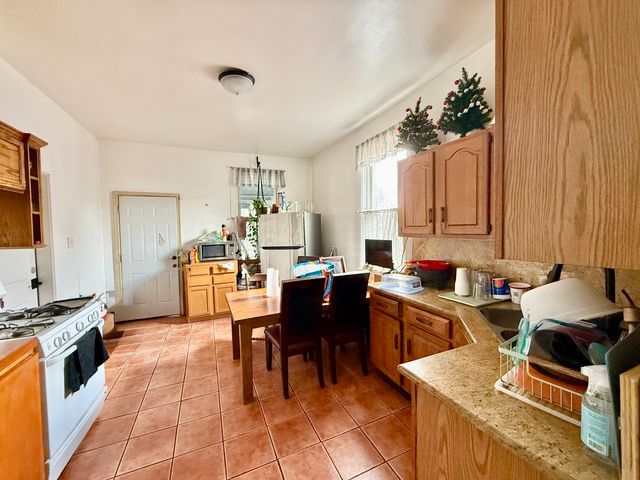 2012 W 21st Place, Chicago, IL 60608