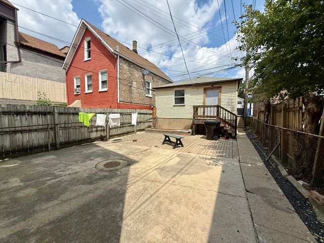 2012 W 21st Place, Chicago, IL 60608