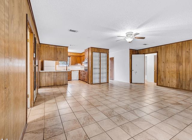 165 Greenforest Trail, Nash, TX 75569