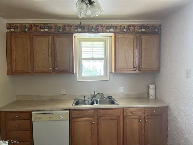 1313 Riverview Street, East Liverpool, OH 43920