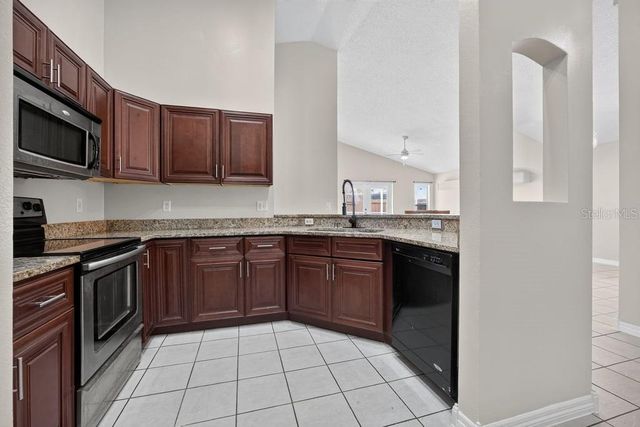 97 ABBEY HOLLOW DRIVE, Apopka, FL 32712
