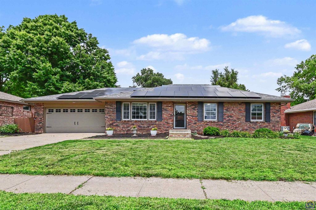 5408 SW 12th TER, Topeka, KS 66604