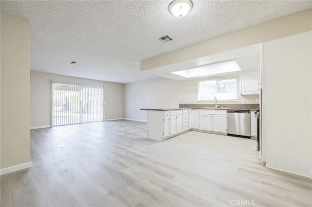 44422 Sancroft, Lancaster, CA 93535