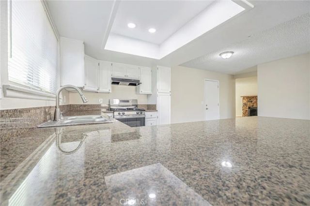 44422 Sancroft, Lancaster, CA 93535