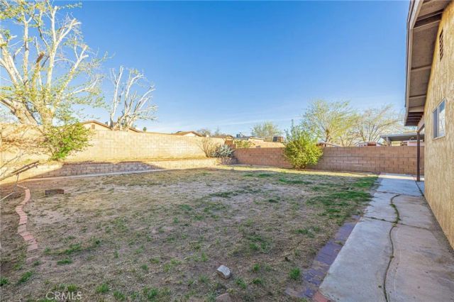 44422 Sancroft, Lancaster, CA 93535