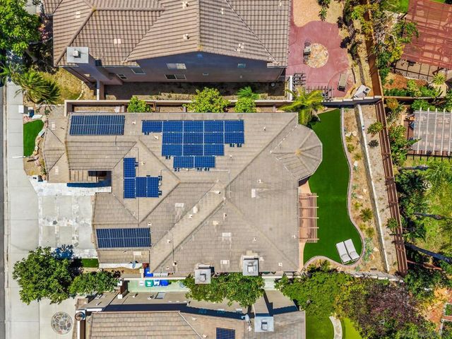 13133 Via Canyon Dr., San Diego, CA 92129