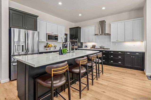13133 Via Canyon Dr., San Diego, CA 92129