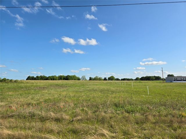 6 Victory Lane, Prague, OK 74864