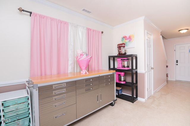 1006 Collington Drive, Mebane, NC 27302