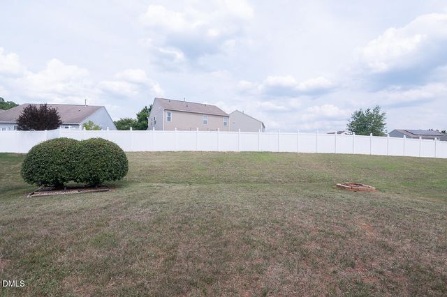 1006 Collington Drive, Mebane, NC 27302