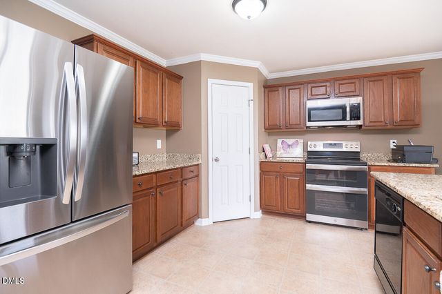 1006 Collington Drive, Mebane, NC 27302