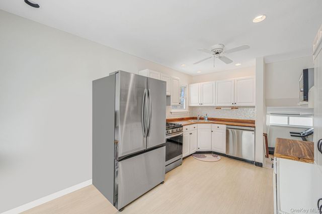 7 Seneca Drive, Commack, NY 11725