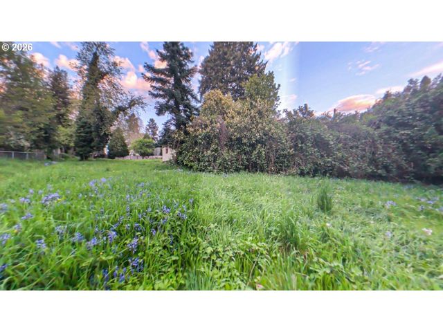 3525 Se LAKE Rd, Milwaukie, OR 97222