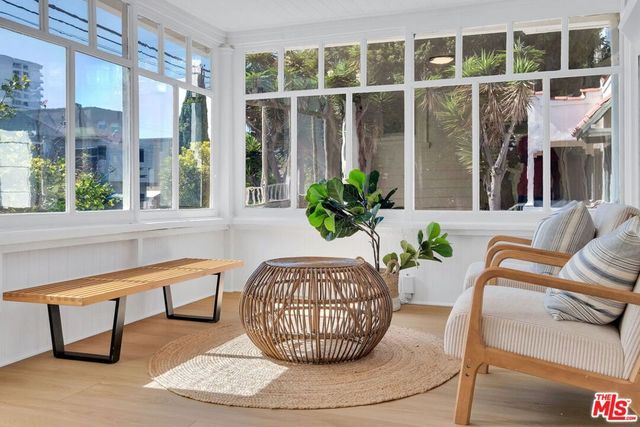 2821 2nd Street, Santa Monica, CA 90405