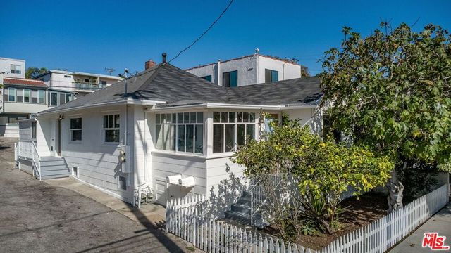 2821 2nd Street, Santa Monica, CA 90405