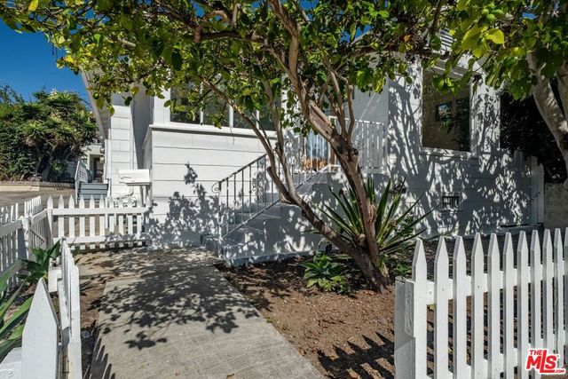 2821 2nd Street, Santa Monica, CA 90405