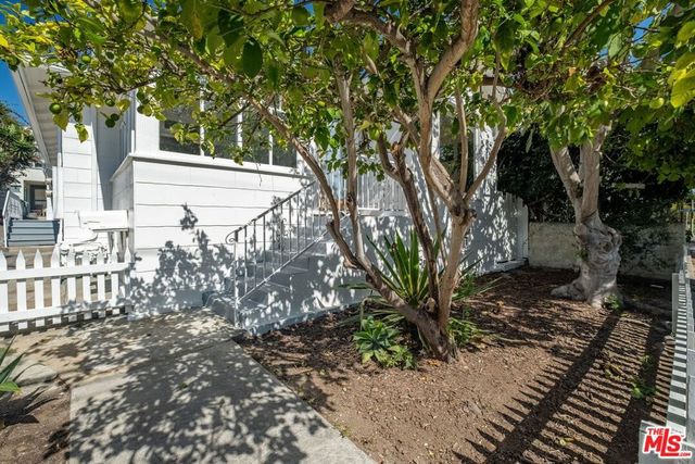 2821 2nd Street, Santa Monica, CA 90405