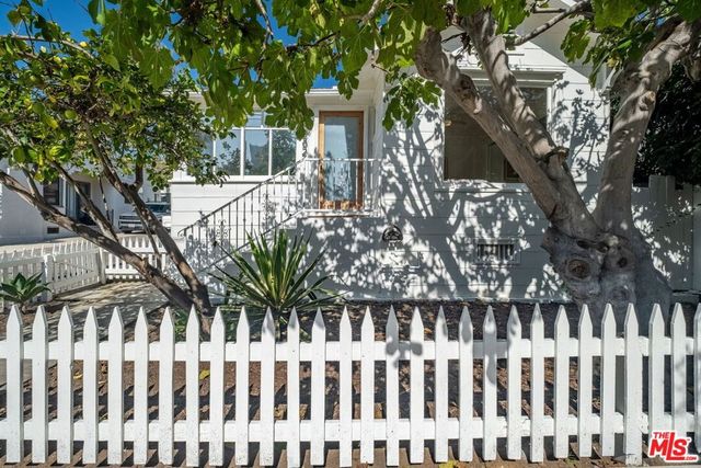 2821 2nd Street, Santa Monica, CA 90405
