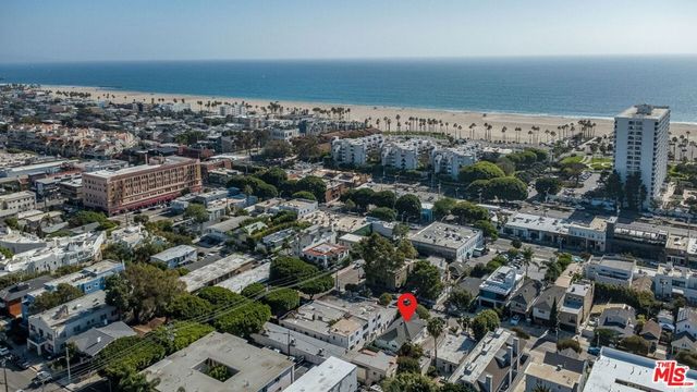 2821 2nd Street, Santa Monica, CA 90405