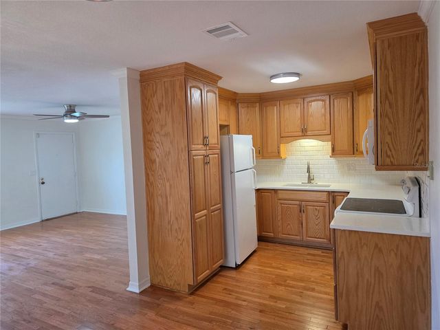 14602 PINE GLEN CIRCLE, Lutz, FL 33559