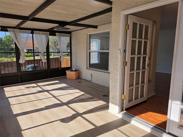 14602 PINE GLEN CIRCLE, Lutz, FL 33559