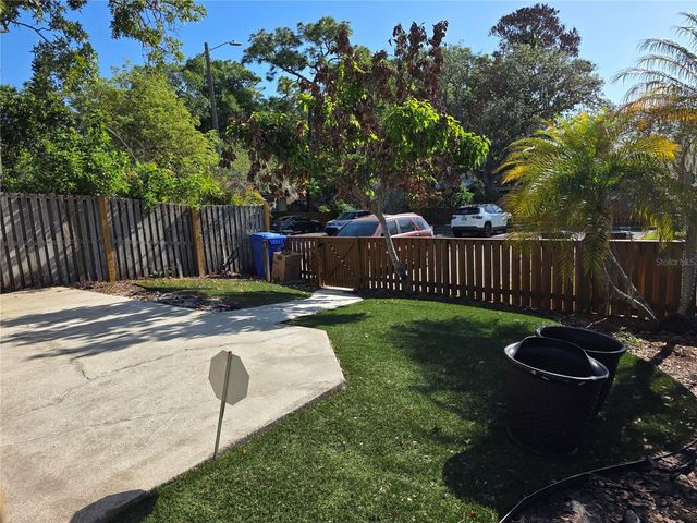 14602 PINE GLEN CIRCLE, Lutz, FL 33559