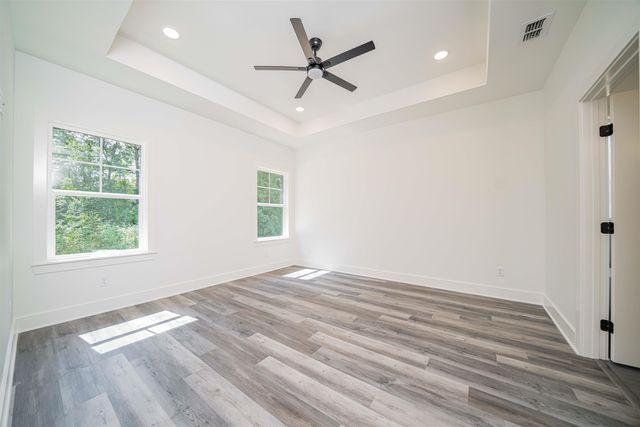 24016 Birdie Ln, Gladewater, TX 75647