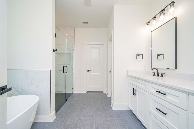 24016 Birdie Ln, Gladewater, TX 75647