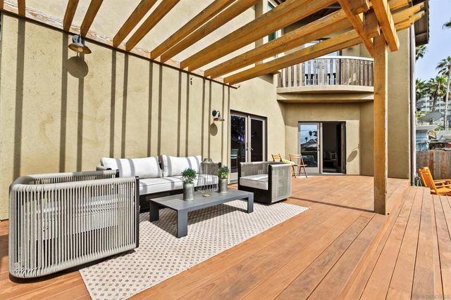 4120 Bayard St, San Diego, CA 92109