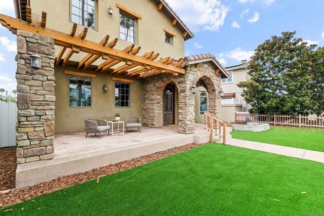 4120 Bayard St, San Diego, CA 92109