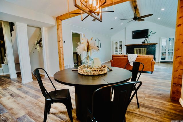 145 BOBWHITE TRL, Seguin, TX 78155