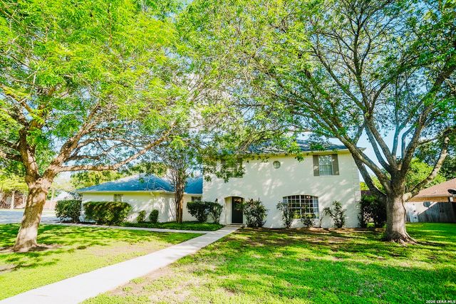 145 BOBWHITE TRL, Seguin, TX 78155