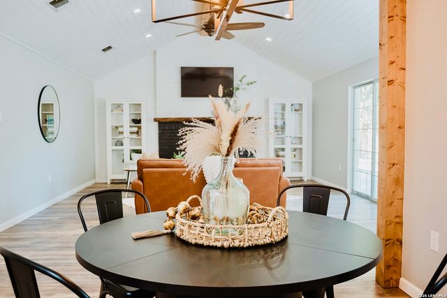145 BOBWHITE TRL, Seguin, TX 78155