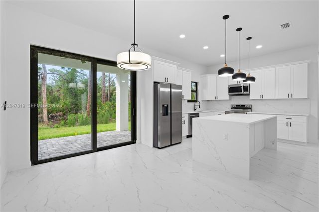 12086 Chamberlain Blvd, Port Charlotte, FL 33953