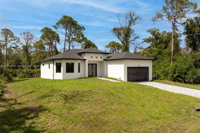 12086 Chamberlain Blvd, Port Charlotte, FL 33953