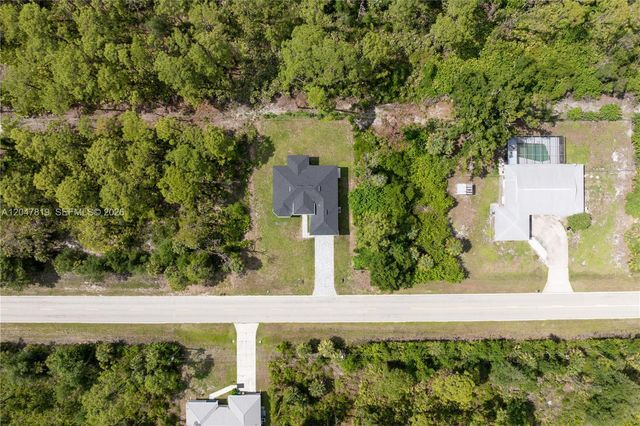 12086 Chamberlain Blvd, Port Charlotte, FL 33953