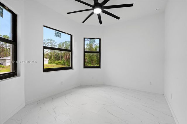 12086 Chamberlain Blvd, Port Charlotte, FL 33953