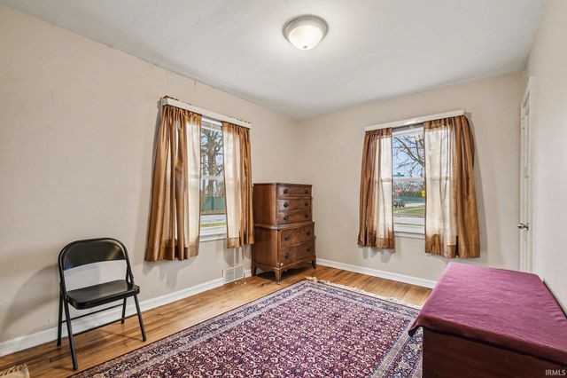 2403 Corby Boulevard, South Bend, IN 46615