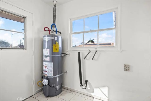 9530 Rives Avenue, Downey, CA 90240